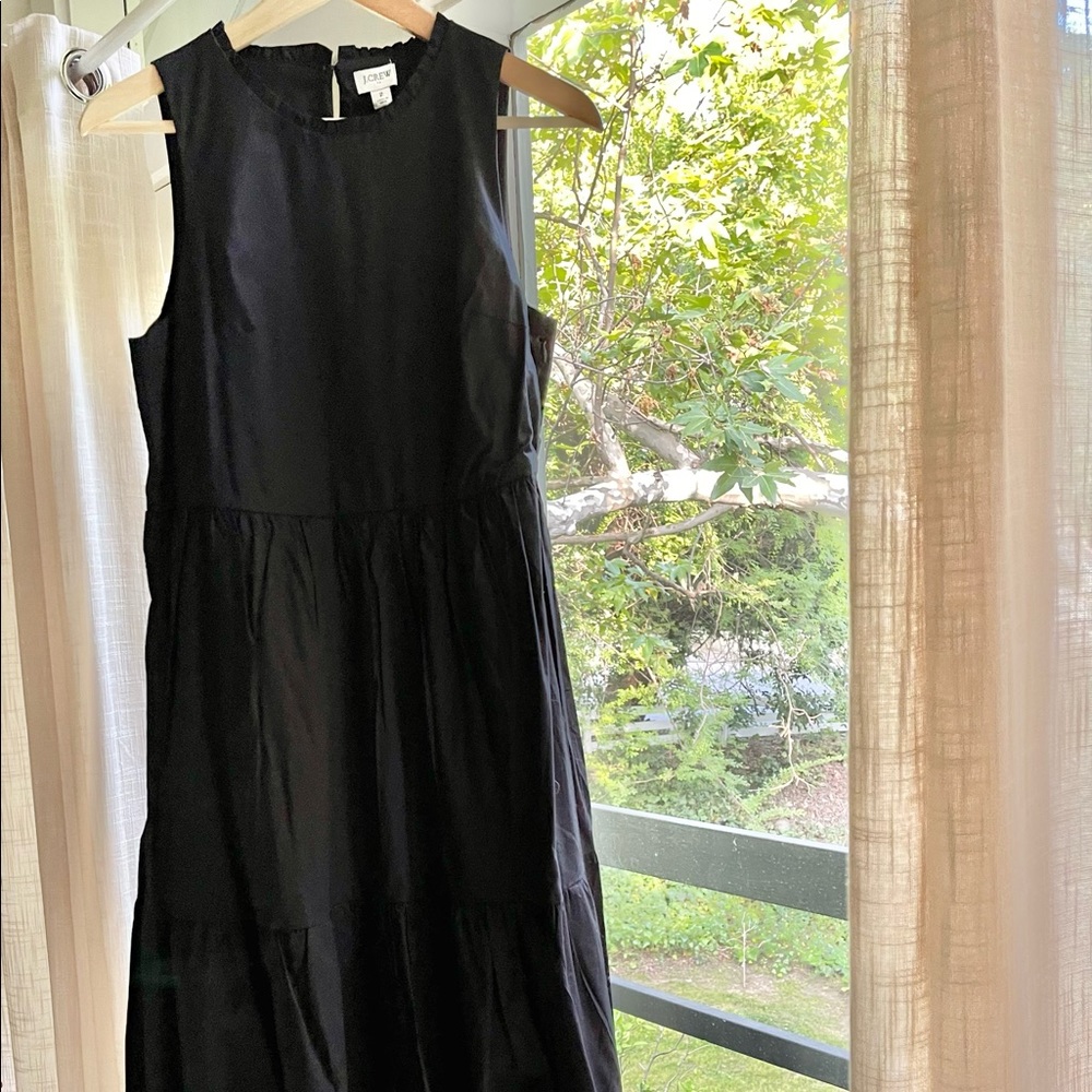 NWT JCrew Black Tiered Midi Dress Size 2 but could fit size 4.